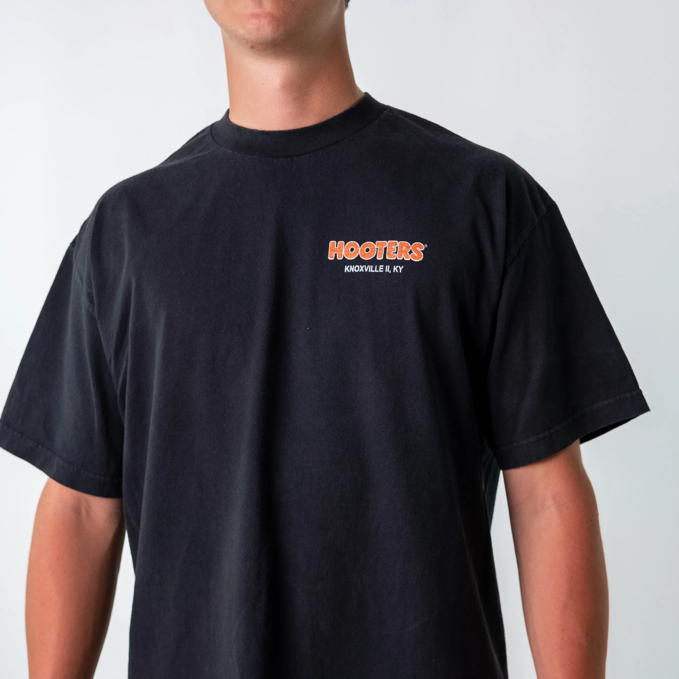 Black 90s Unbranded Hooters Oversized T-Shirt (XL)